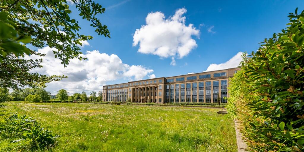 Card House, Bingley Road, Bradford, BD96FF