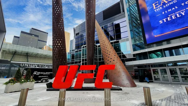 Additional image 5 of 55 Bremner Blvd Unit 1202