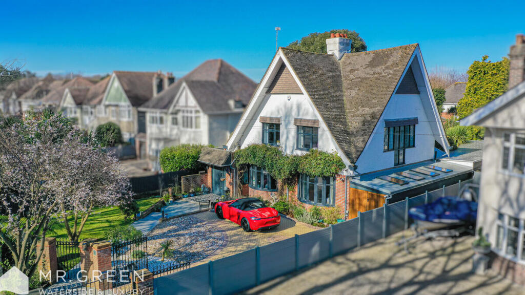 Carbery Avenue, Southbourne, Bournemouth, BH6 3LF