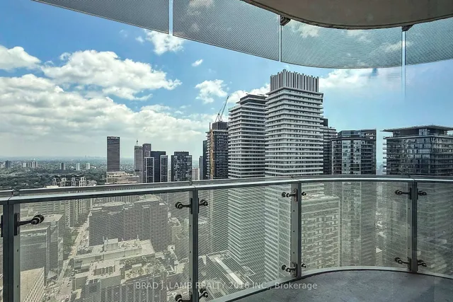 Additional image 18 of 1 Bloor St Unit 3903