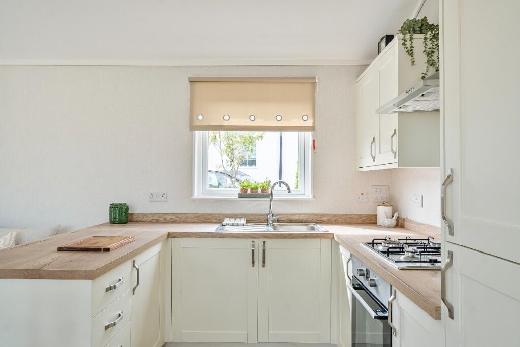Additional image 7 of Silver Mists, 
Hurn Road,
St Leonards, 
Dorset, 
BH24 2BU