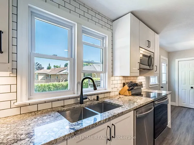 Additional image 17 of 303 KRUG St