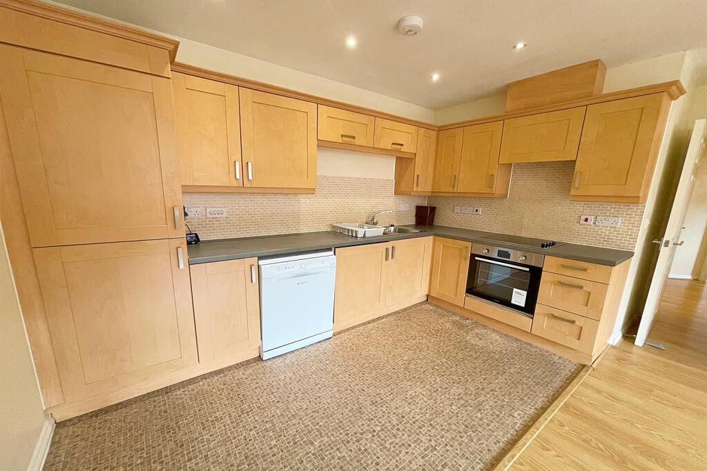 Additional image 9 of Verwood