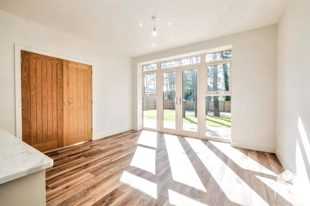 Additional image 3 of Woolsbridge Road, Ashley Heath, Ringwood