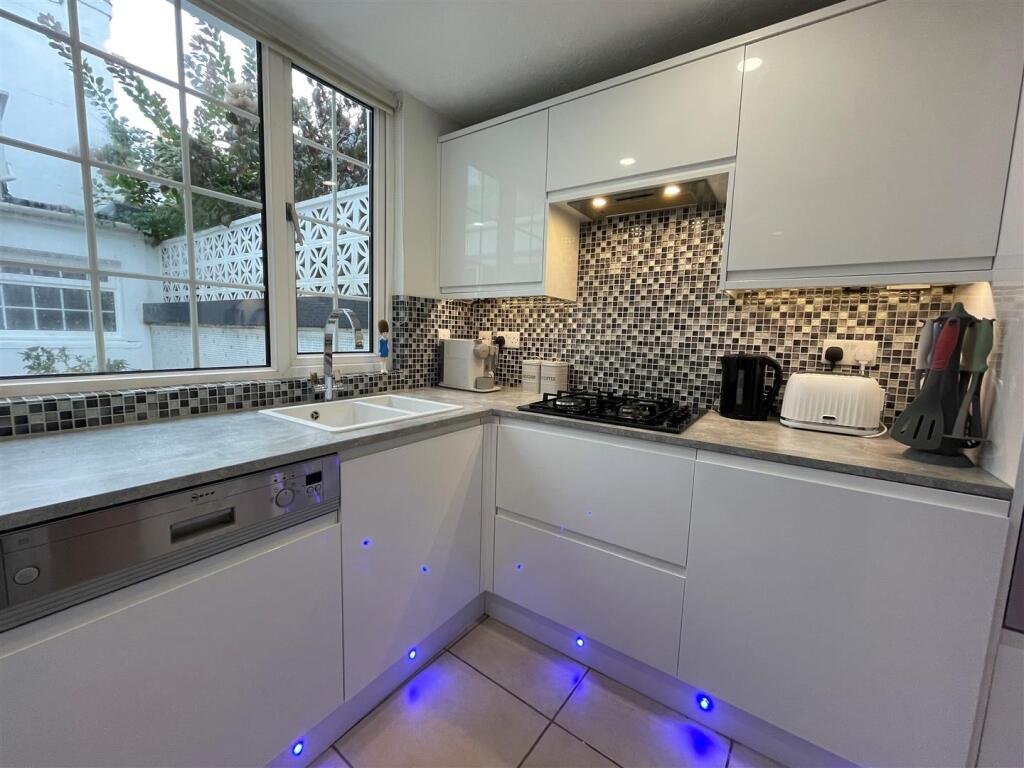 Additional image 9 of Toronto Terrace, Brighton