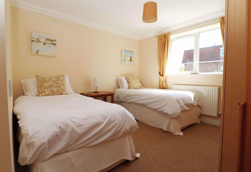 Additional image 14 of 3 Double Bedroom Apartment Close To Beach & Town Centre - Holiday Lets Permitted