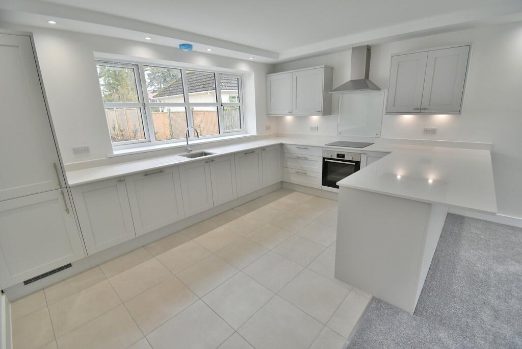 Additional image 5 of 14 Golf Links Road, Ferndown, BH22