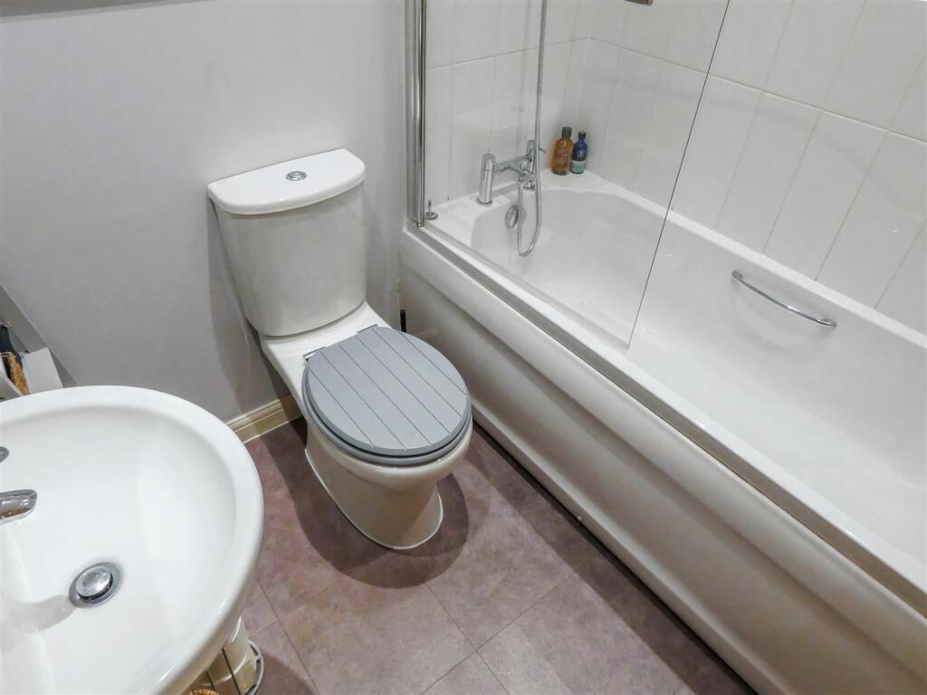 Additional image 11 of Watersmead Drive, Littlehampton