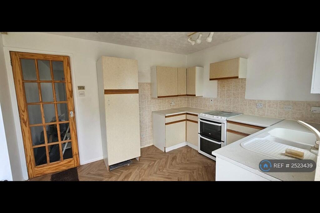 Additional image 8 of Herschel Road, Bradford, BD8