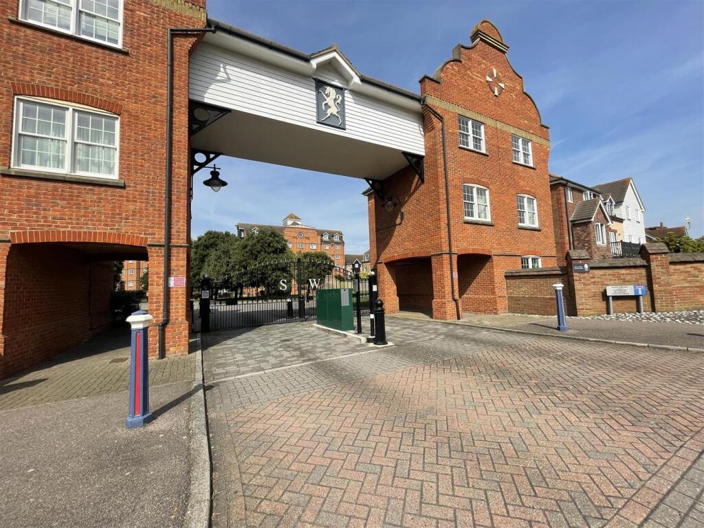 Additional image 20 of Silver Strand West, Eastbourne, BN23 5NP