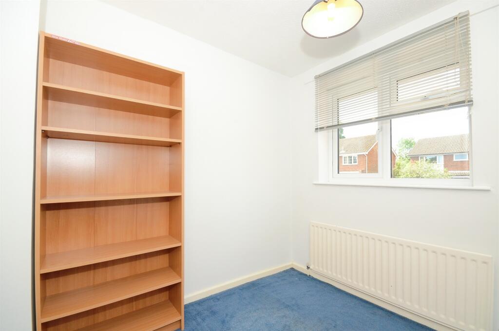 Additional image 10 of Broadstone Road, Harpenden