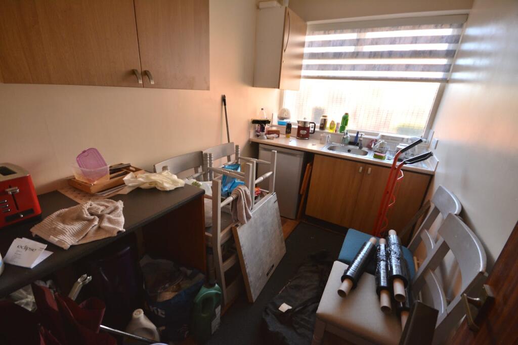 Additional image 8 of 253 Manchester Road, Kearsley, Bolton, BL4 8QX