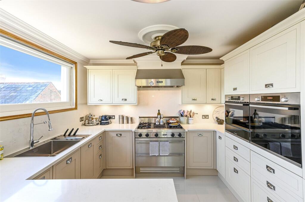 Additional image 24 of King Street, Arundel, West Sussex, BN18