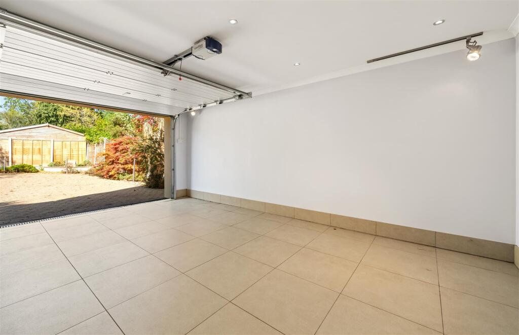 Additional image 21 of Crescent Walk, West Parley, Ferndown