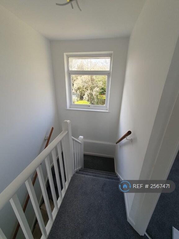 Additional image 9 of Hyde View Road, Harpenden, AL5