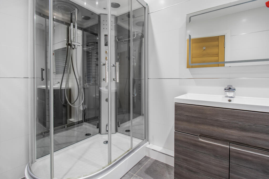 Additional image 10 of Egmont Drive, Ringwood, Dorset, BH24