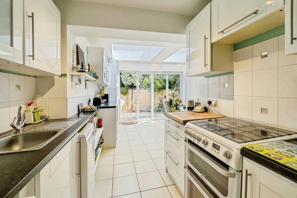 Additional image 14 of Wharfdale Road, Poole