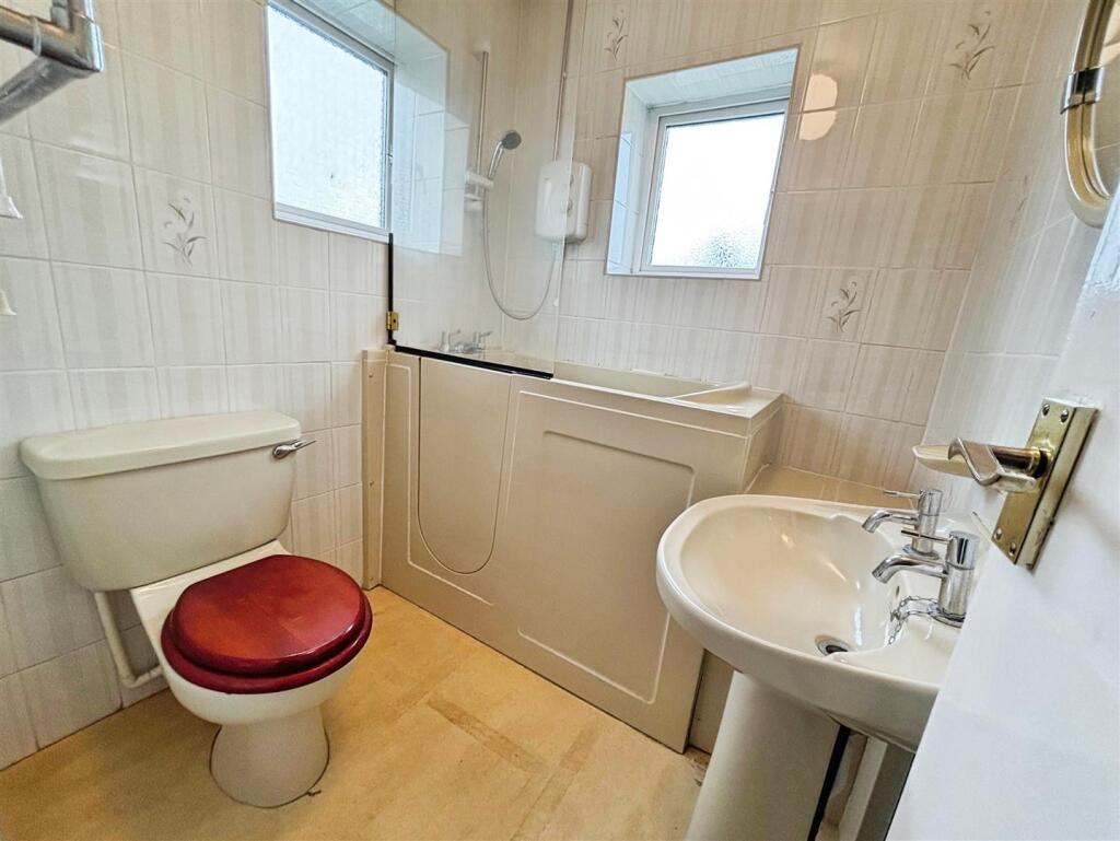 Additional image 15 of Overton Drive, Bradford, BD6 3NE