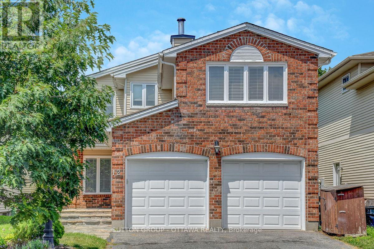 12 PICKWICK DRIVE|Ottawa, Ontario K2J3G1