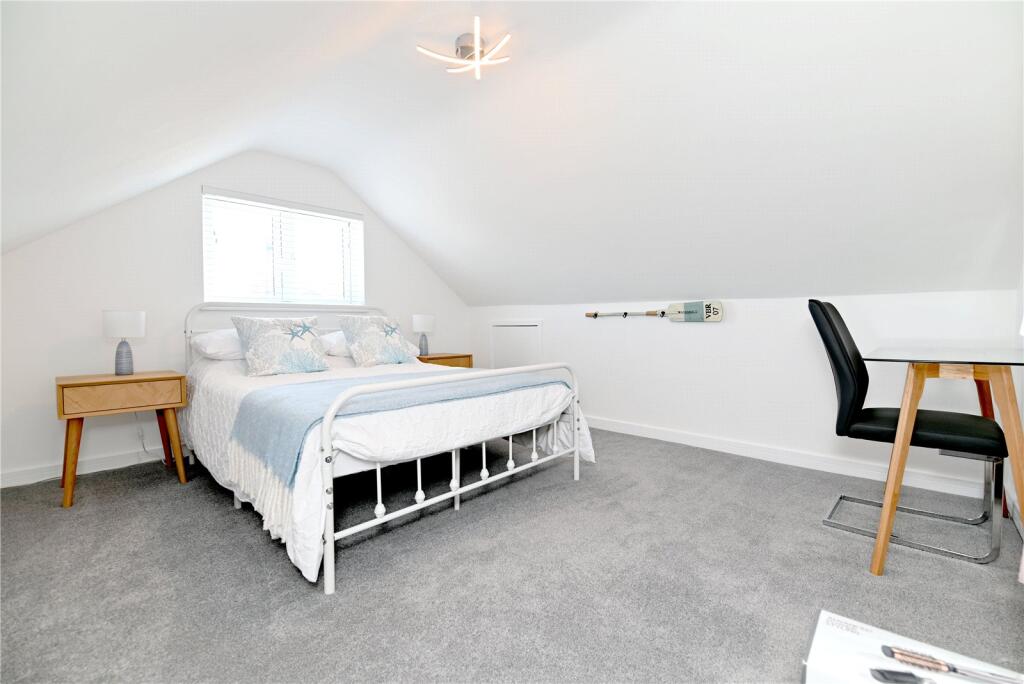 Additional image 12 of Naish Road, Barton on Sea, New Milton, Hampshire, BH25