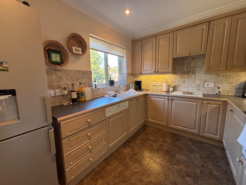 Additional image 11 of BH22 GOLF LINKS ROAD, Ferndown