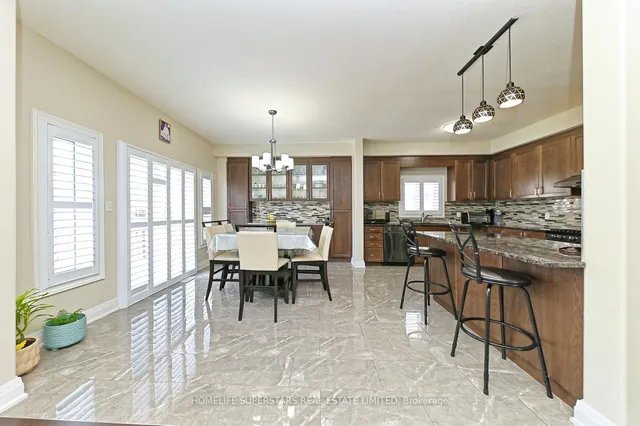 Additional image 10 of 6 Wildflower St