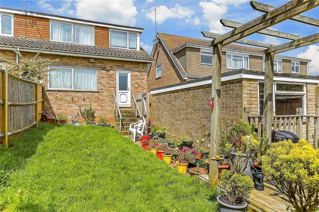 Hoddern Avenue, Peacehaven, East Sussex