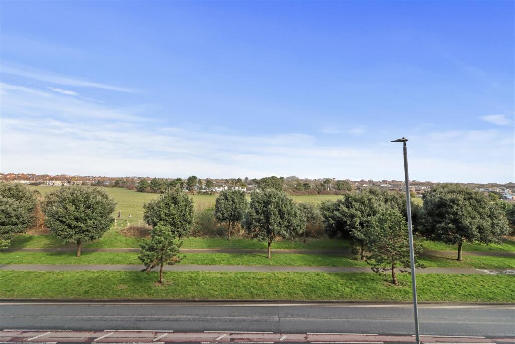 Additional image 4 of Standen House, Groombridge Avenue, Eastbourne