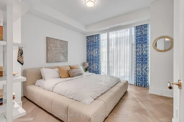 Additional image 28 of 455 Wellington St Unit 711