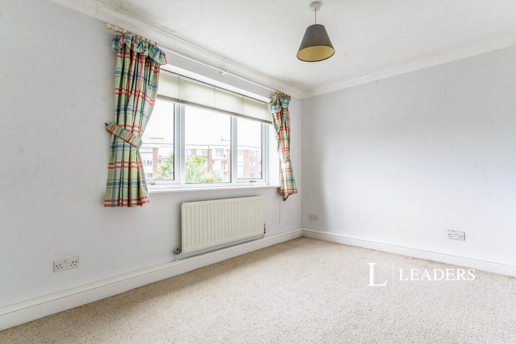 Additional image 7 of Seafront Flat in Rustington