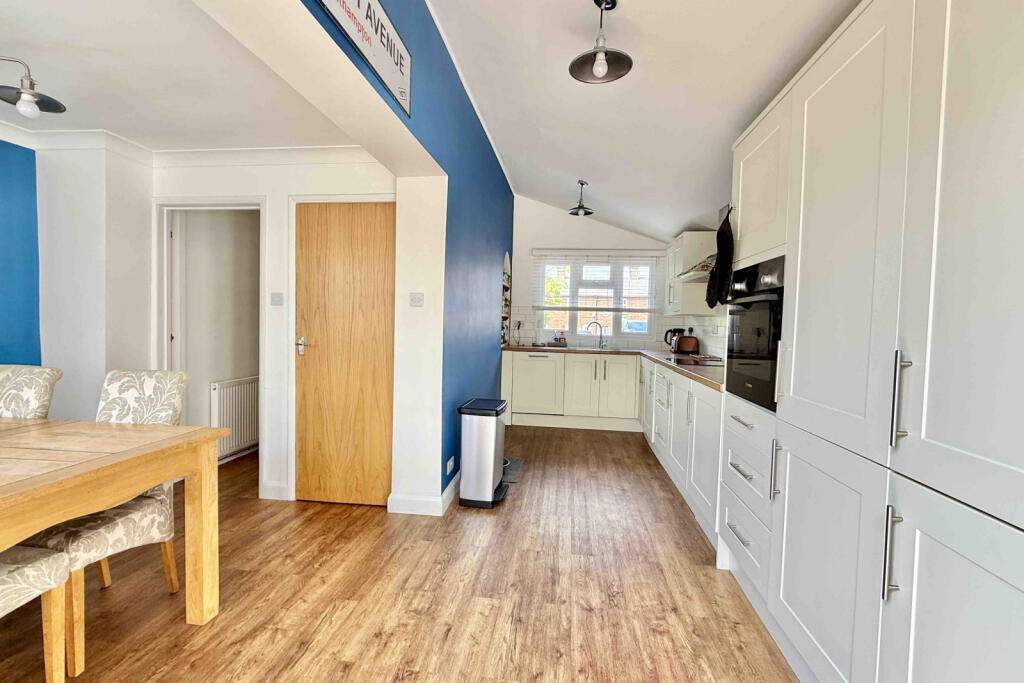 Additional image 9 of Christchurch Road, Ringwood, BH24 3AN