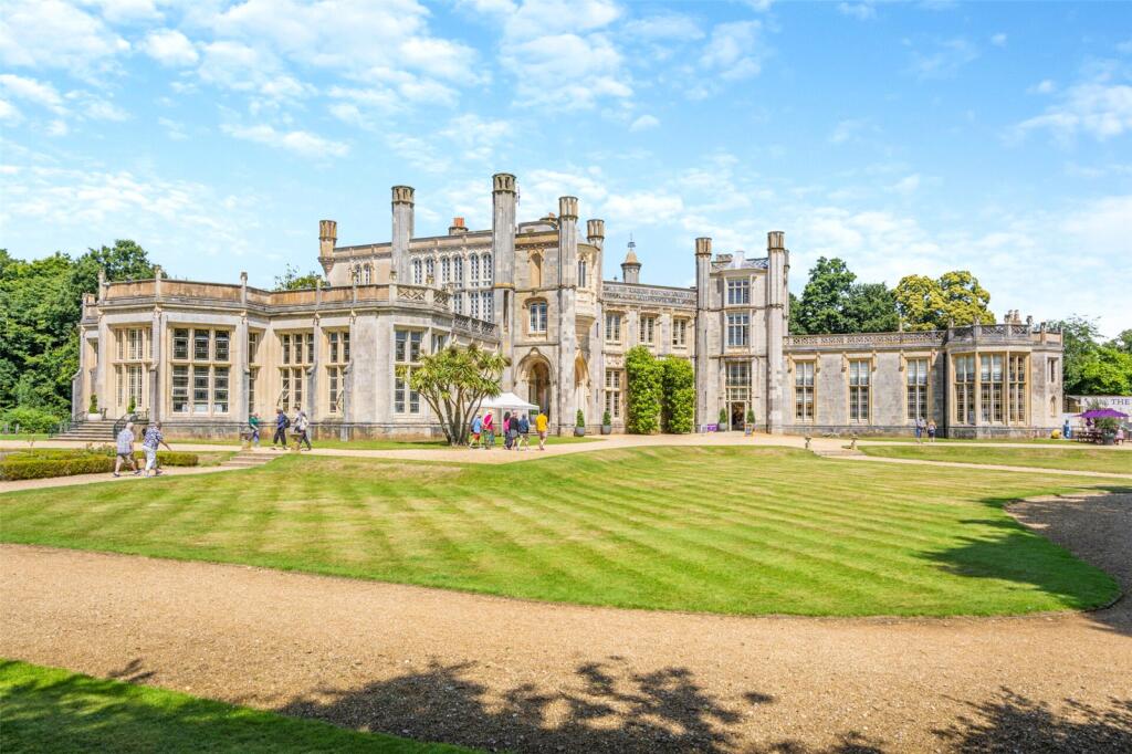 Additional image 19 of Rothesay Drive, Highcliffe, Christchurch, Dorset, BH23