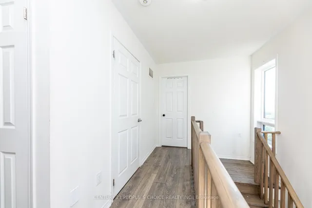 Additional image 32 of 49 Woodstream Dr