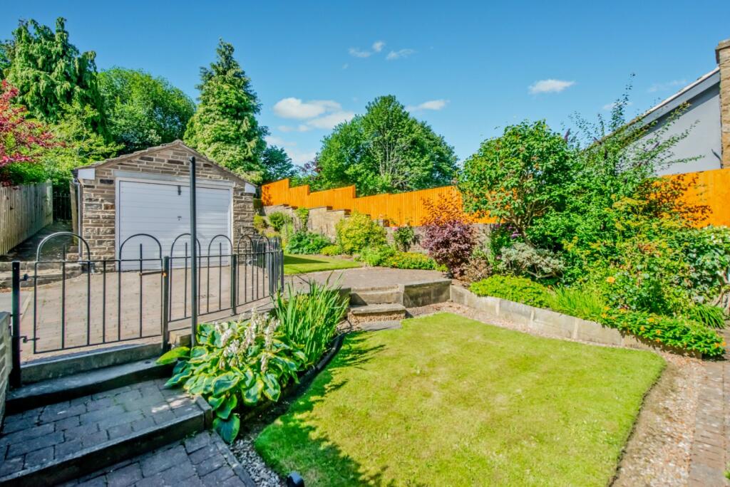 Additional image 28 of Hollingwood Mount, Great Horton, Bradford, BD7