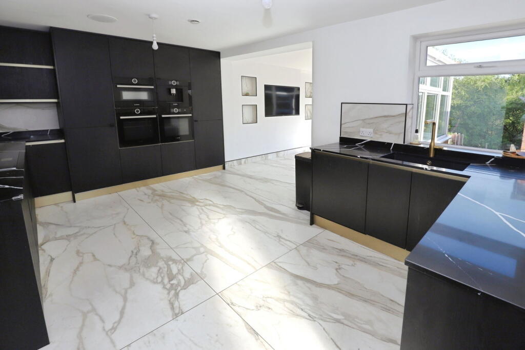 Additional image 3 of Holcombe Avenue, Bury, BL8 2RN