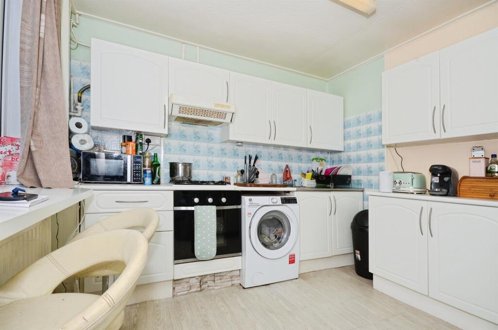 Additional image 17 of Longfield Road, Southdown, Harpenden