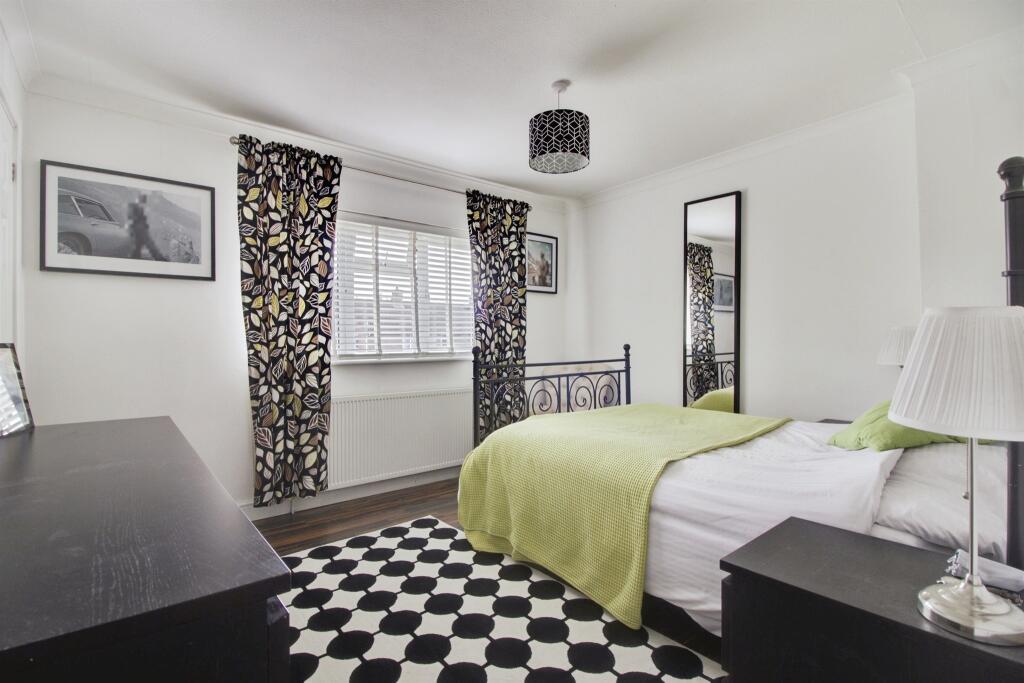 Additional image 10 of Thistle Grove, WELWYN GARDEN CITY