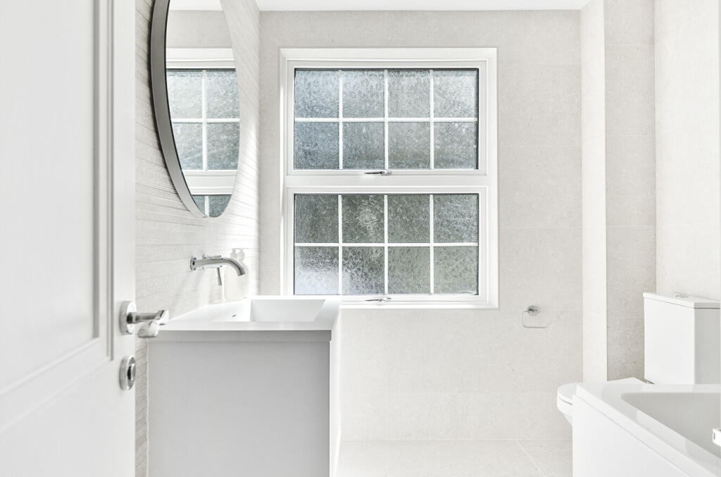 Additional image 16 of Latimers Close, Highcliffe, Christchurch, BH23