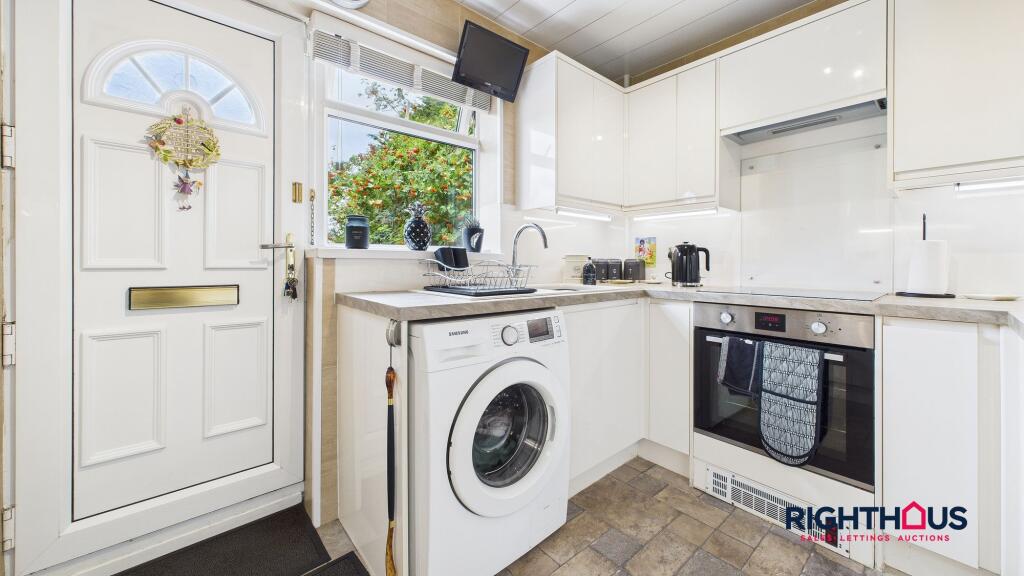 Additional image 6 of Moore View, Bradford, BD7