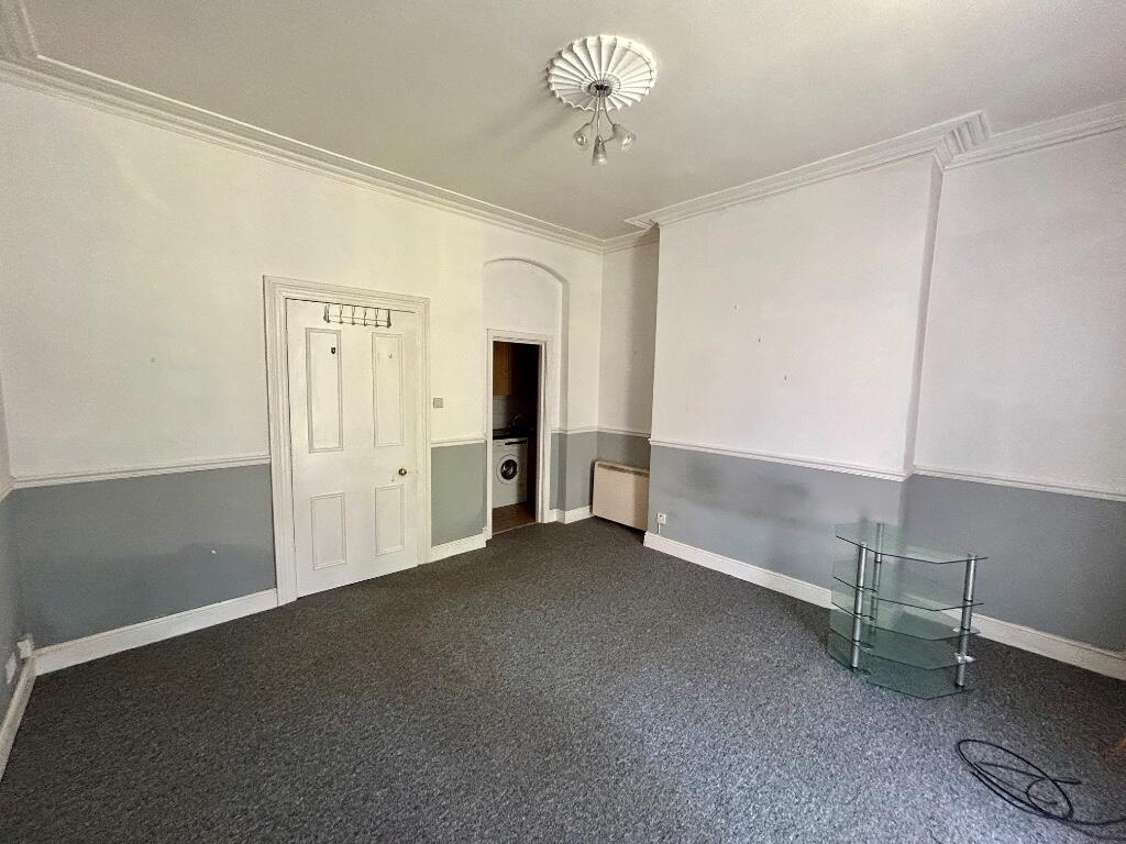 Additional image 5 of Glen Road, Boscombe Spa, studio flat with conservatory