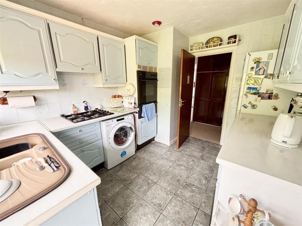 Additional image 8 of Richard Close, Upton