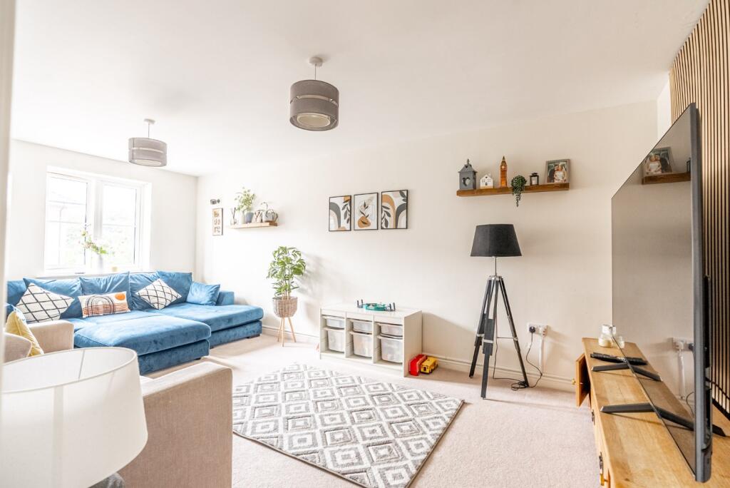 Additional image 2 of Neville Close, St. Albans, Hertfordshire, AL3