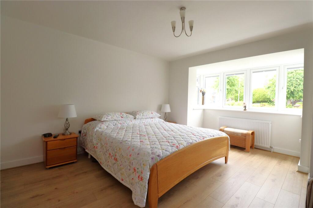 Additional image 6 of Barton Court Avenue, Barton On Sea, Hampshire, BH25