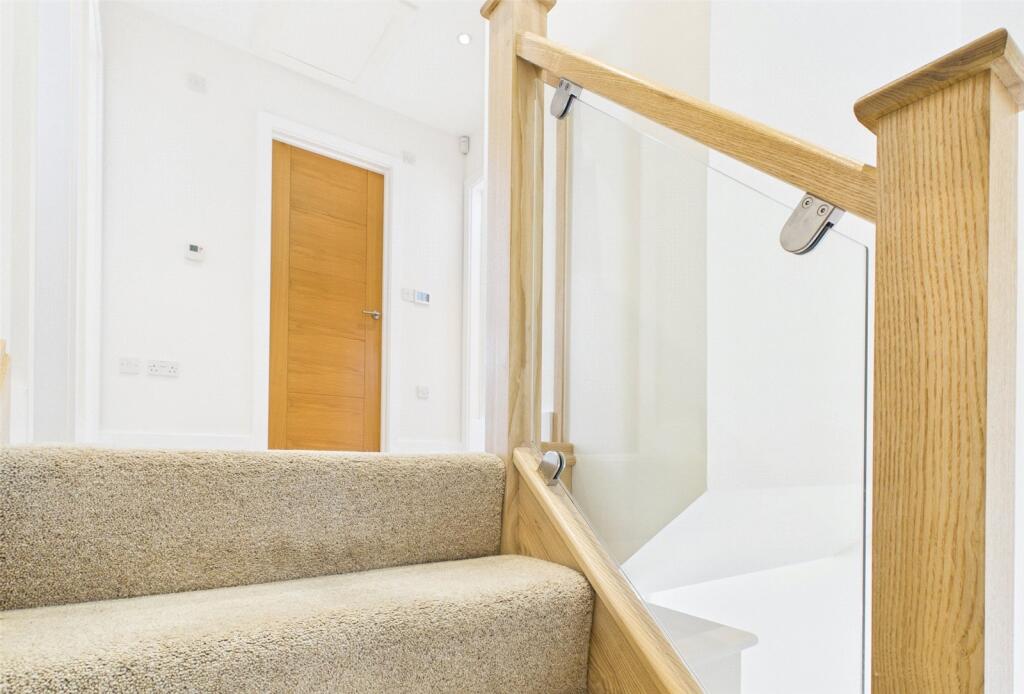 Additional image 11 of Silver Glade, Tuckton Close, Southbourne, Dorset, BH6