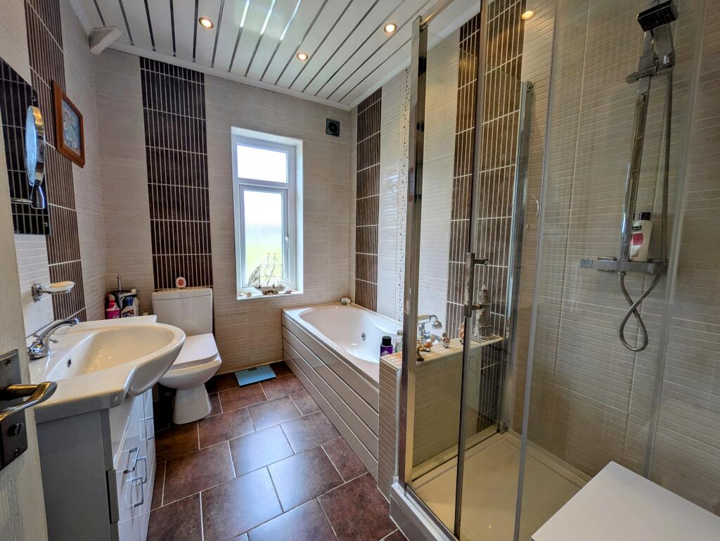 Additional image 16 of Ascot Avenue, Bradford, BD7