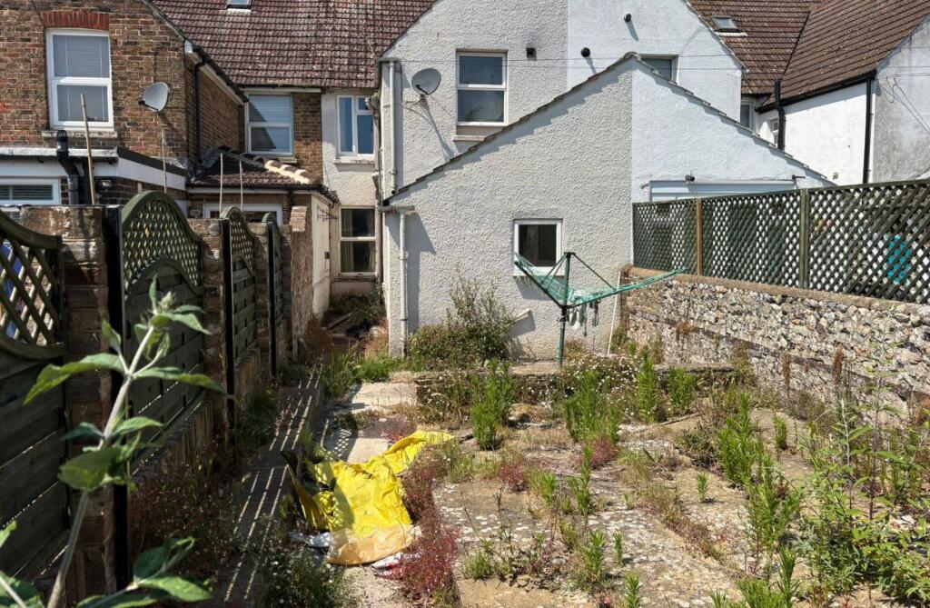 Additional image 6 of 39 Queen Street, Littlehampton, West Sussex, BN17 6EP