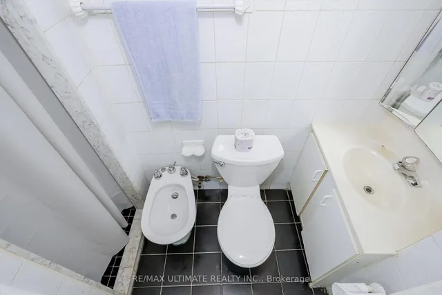 Additional image 12 of 6A North Woodrow Blvd