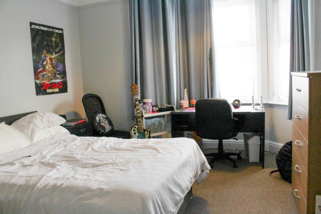 Additional image 11 of FREDERICA RD Short Walk to UNI