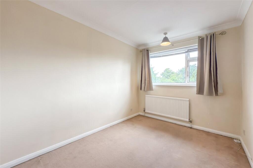 Additional image 10 of Rowan Close, St Albans, Herts, AL4