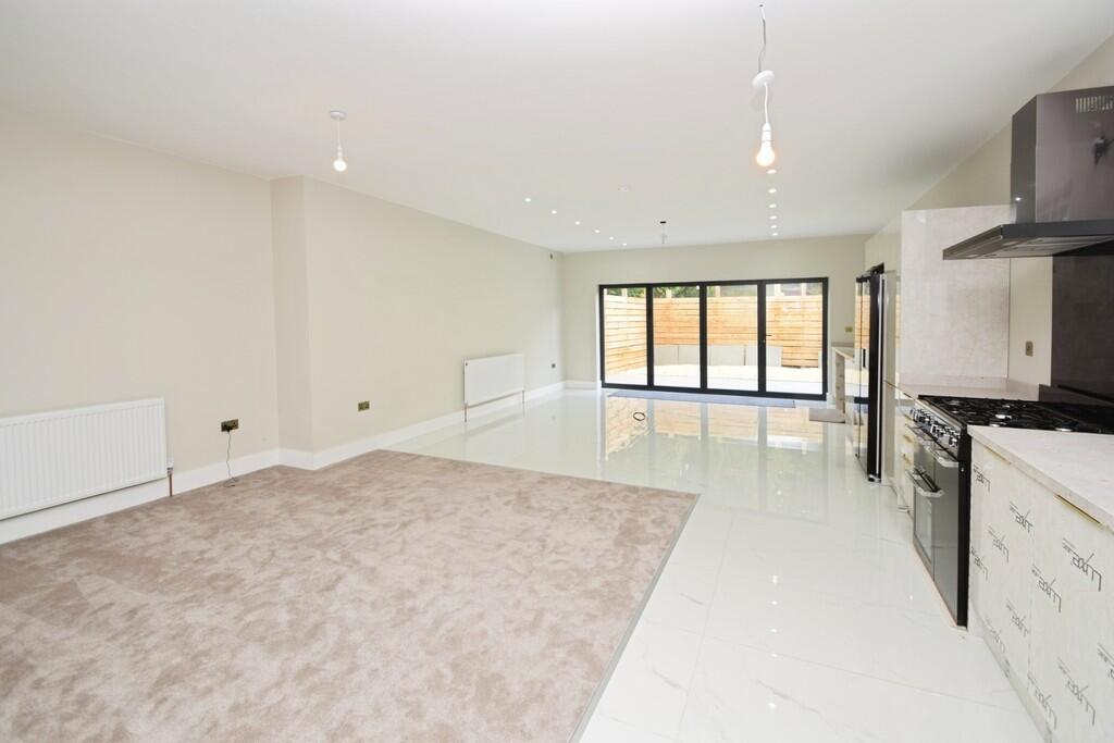 Additional image 8 of Bradford Road, Riddlesden, Keighley
